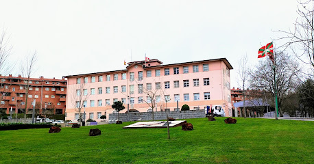 Ayuntamiento de Abanto y Ciervana en Gallarta. Ayuntamiento