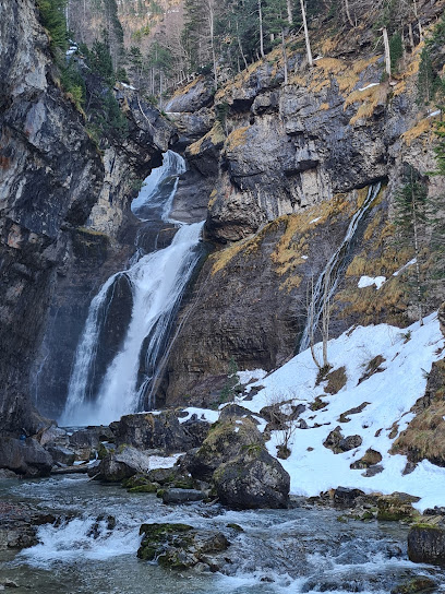 Cascada de la Cueva en Torla-Ordesa. Mirador