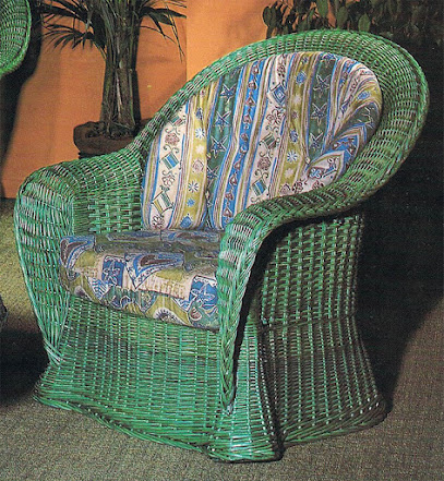 Artesanías Esteban en Villoruela. Fábrica de muebles