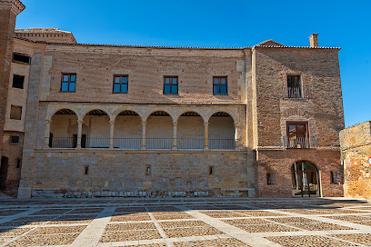 Palacio de Grajal de Campos en Grajal de Campos. Museo
