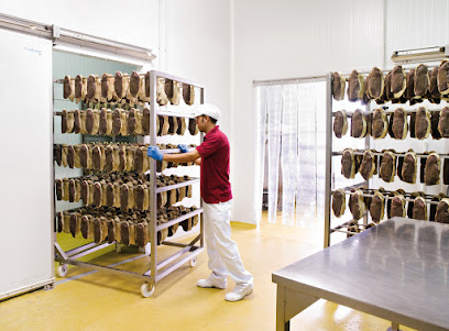 ALMIZATE en Santa Eulalia. Tienda de delicatessen
