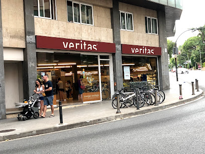 Veritas en Sant Cugat del Vallès. Tienda de alimentación