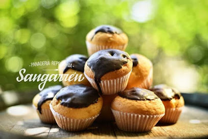 Panadería Repostería Sangarrén en Huesca. Panadería