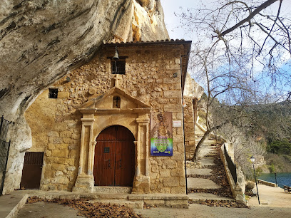 Ermita de la Virgen de los Desamparados en Buendía. Atracción turística