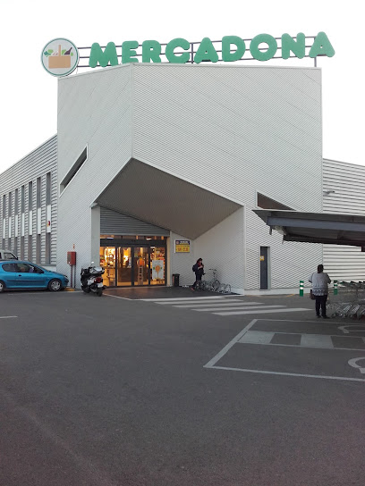 Mercadona en Monserrat. Supermercado