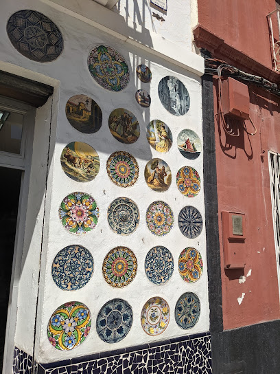 Artesanía Rosario en Gata de Gorgos. Tienda de regalos