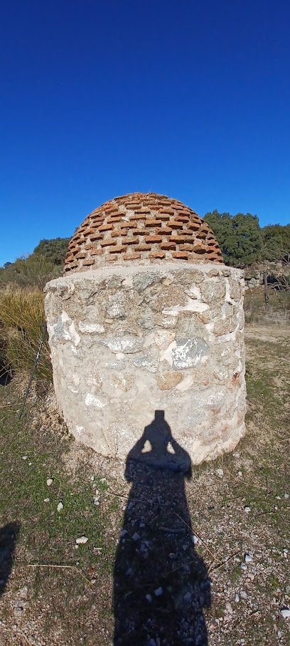 Senda de la Dehesa de Navalmoral en Colmenar del Arroyo. Zona de senderismo