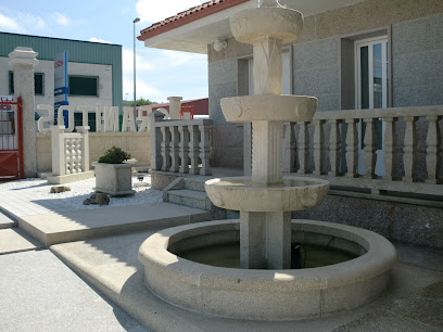 Mármoles y Granitos Vilar de Santos en Villar de Santos. Constructor