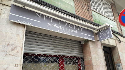 Net i Polit en Sant Joan Despí. Gran superficie