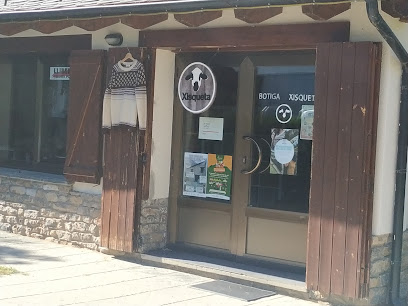 Xisqueta en Rialp. Tienda de lana