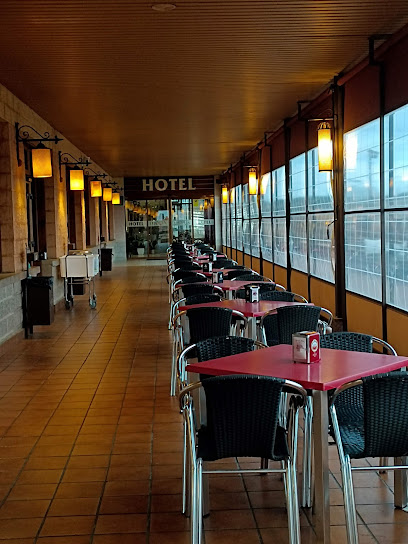 Honrubia parking en Honrubia. Restaurante