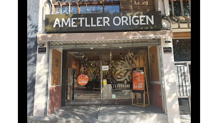 Ametller Origen en Berga. Tienda de alimentación
