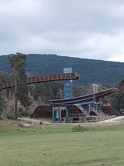 Casa de la Madera en Regumiel de la Sierra. Centro de información turística