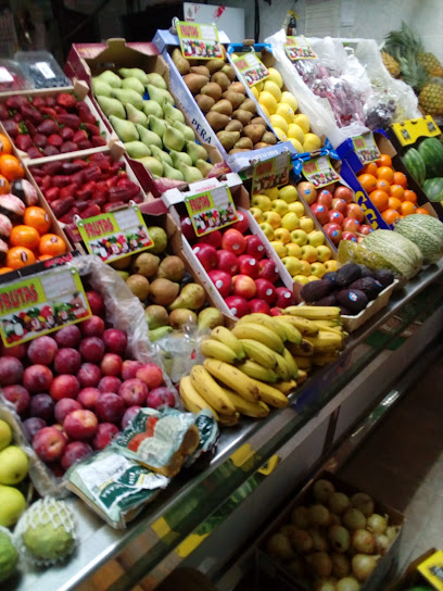 Frutas Pedro Sanchez en Campo Real. Frutería