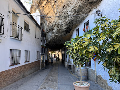 setenil oficina de turismo la galeria en Setenil de las Bodegas. Centro de información turística