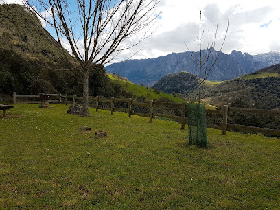 Área recreativa Asiegu en Asiego. Parque