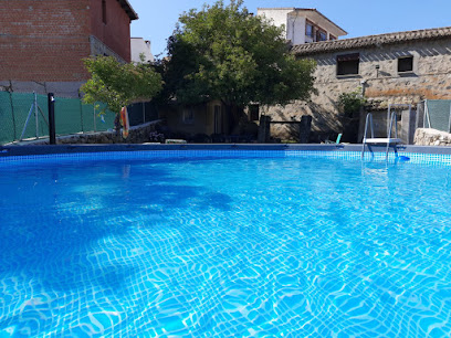 Casa rural Cascorro en San Bartolomé de Pinares. Casa rural