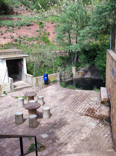 Fuente Del Tormo en Gátova. Fuente de agua potable