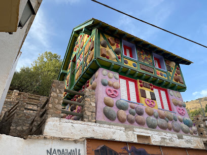 Casa de Hansel y Gretel en Soportújar. Atracción turística