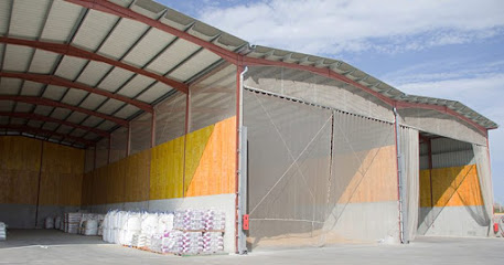 Silos Del Cinca en Fraga. Servicio agrícola