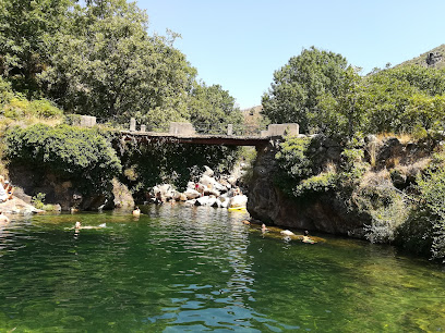 El Charco De La Máquina en Guijo de Santa Bárbara. Atracción turística
