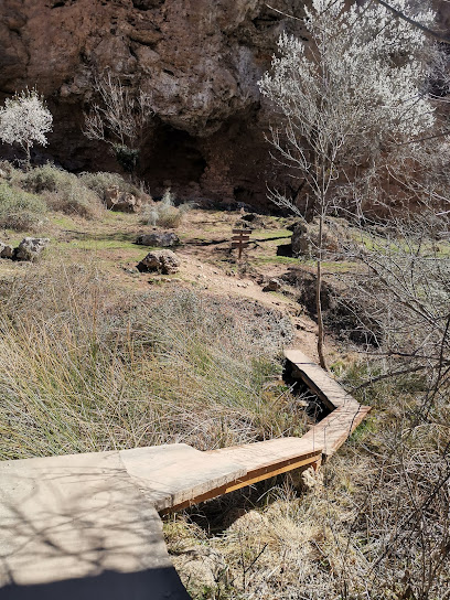 cueva de la mora en Bogarra. Atracción turística