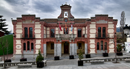 Ayuntamiento de Rascafría. en Rascafría. Ayuntamiento