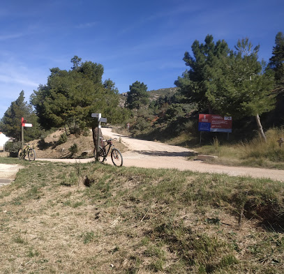 Fuente de la puerca en Chera. Zona de senderismo