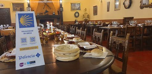 Mesón los Templarios y Villasirga en Villalcázar de Sirga. Restaurante de cocina castellana