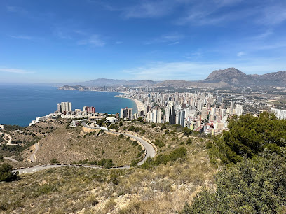 La Cruz en Benidorm. Zona de senderismo