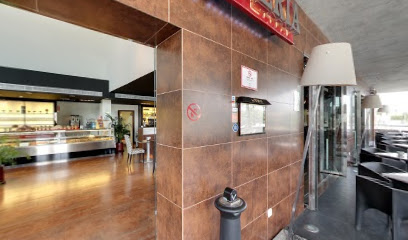 Casa Ysla Pastelería-Cafetería / Piononos en Santa Fe. Pastelería