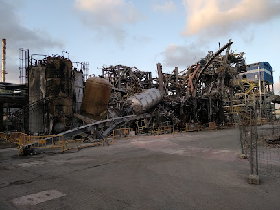 IQOXE en La Canonja. Planta química