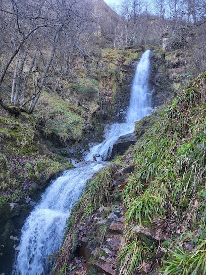 Cascada real de Xiblu en La Focella. Reserva natural