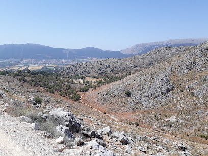 Polje De Zafarraya en Zafarraya. Zona de senderismo