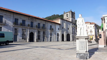 Oficina de Turismo de Pravia en Pravia. Centro de información turística