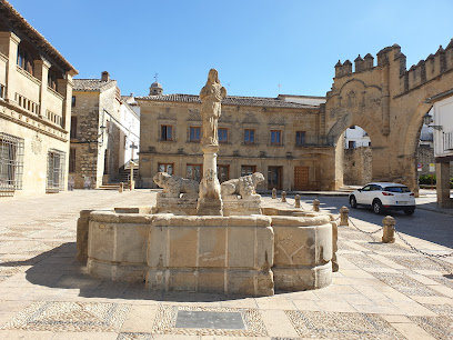 Fuente de los Leones en Baeza. Atracción turística