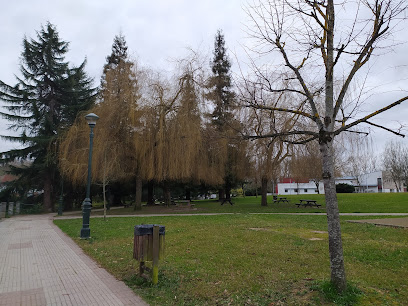 Parque de Los Riegos en Noreña. Parque local