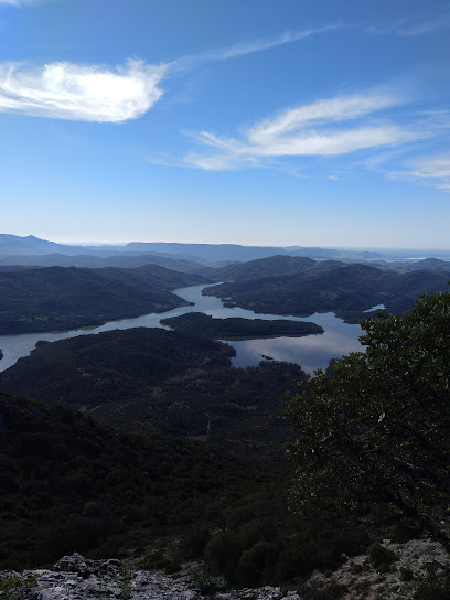 Aula de Naturaleza Higuerón de Tavizna en Benaocaz. Granja escuela