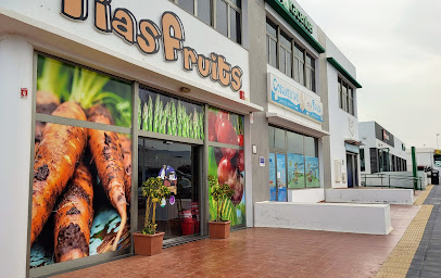 Tias Fruit en Tías. Frutería