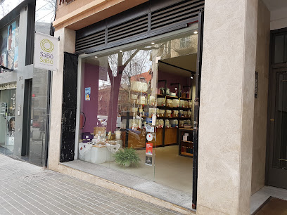 Sabo en Barcelona. Tienda de artículos de aseo personal