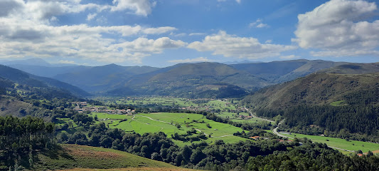 Valle de Cabuérniga en Cabuérniga. Hondonada