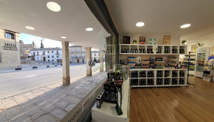 La Tienda - Oleícola San Francisco en Baeza. Comercio