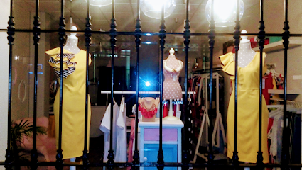 Alma by Ana Molina en Valverde del Camino. Tienda de ropa de mujer