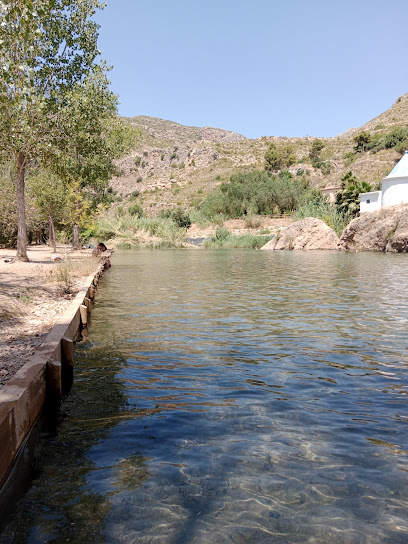 Piscina fluvial de Gestalgar en Gestalgar. Piscinas