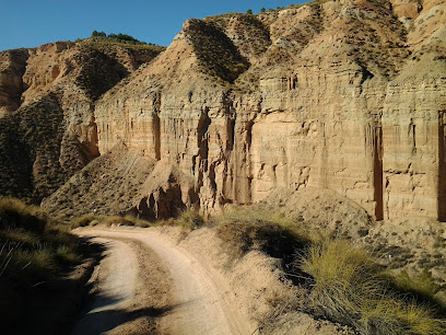 Turismo Rural Gorafe SL en Gorafe. Centro de deportes de aventura