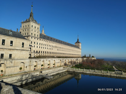 Real Monasterio de San Lorenzo del Escorial en San Lorenzo de El Escorial. Monasterio