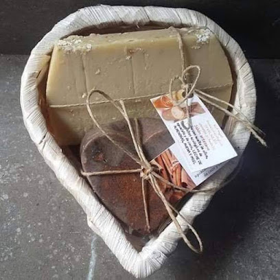 BIOcosmetica artesana y medicinal Wolf Magalí en Albolote. Tienda de cosméticos