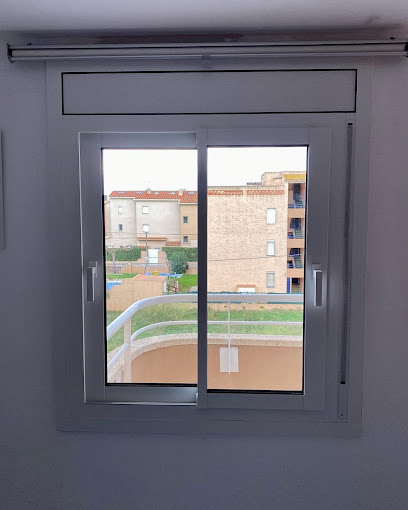 Thermiso en Torroella de Montgrí. Carpintería metálica y de aluminio