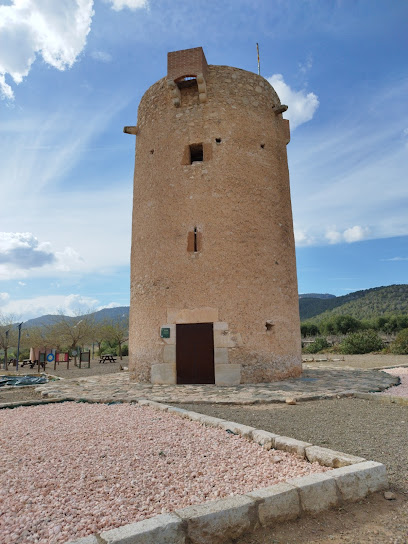 Torre de la Mixarda en Figuerola del Camp. Lugar de interés histórico