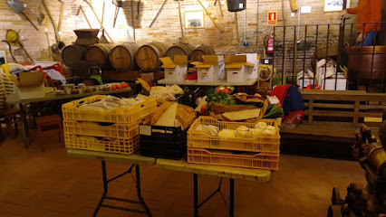 Cooperativa de Consum de Galliners en Sant Quirze del Vallès. Tienda de alimentación